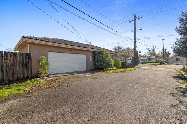 515 E St, Galt, CA 95632