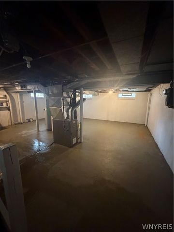 2947 Porter Road, Niagara Falls, NY 14305