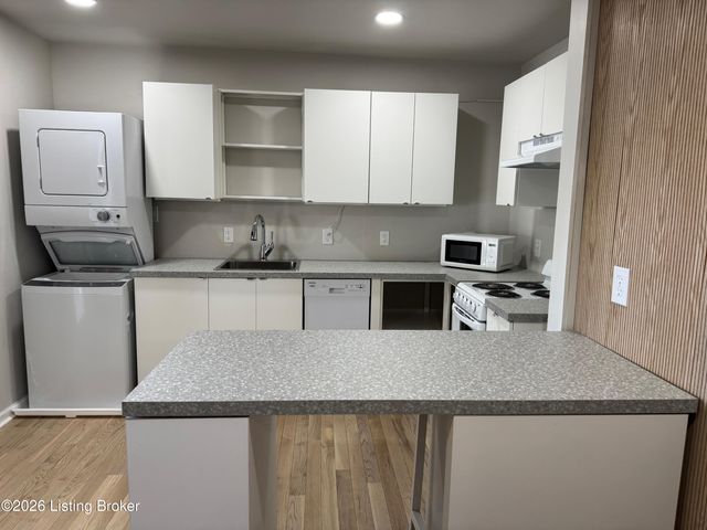 1216 Payne St, Louisville, KY 40204