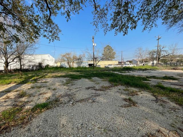 0 Pinemont Drive, Houston, TX 77018