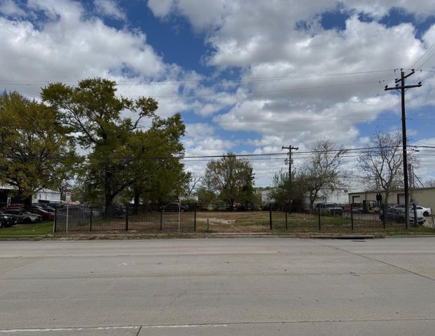 0 Pinemont Drive, Houston, TX 77018