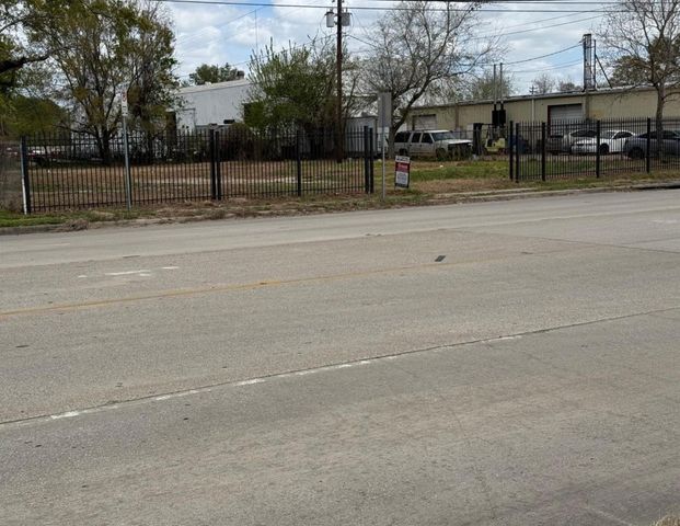 0 Pinemont Drive, Houston, TX 77018