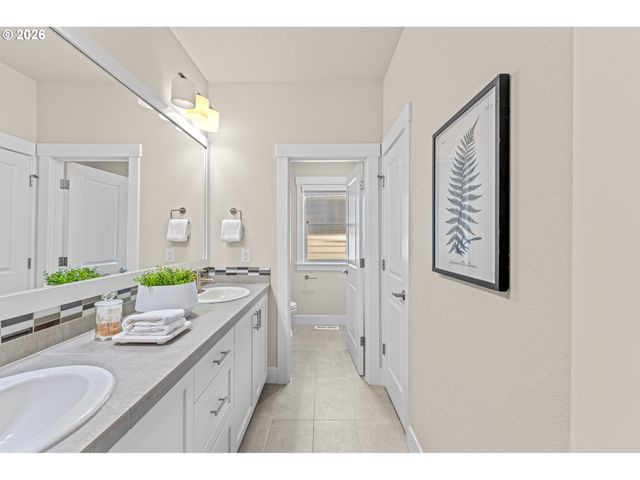 16649 Sw FRIENDLY Ln, Beaverton, OR 97007