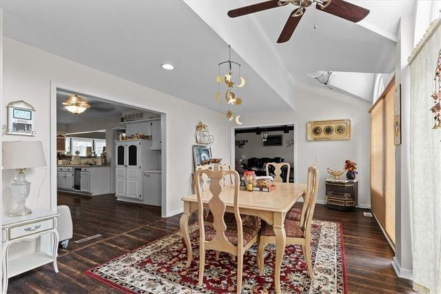 7007 Lakeshore Drive, Raytown, MO 64133