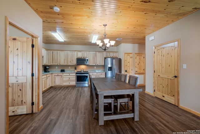 1554 Gruene Rd Unit A3, New Braunfels, TX 78130