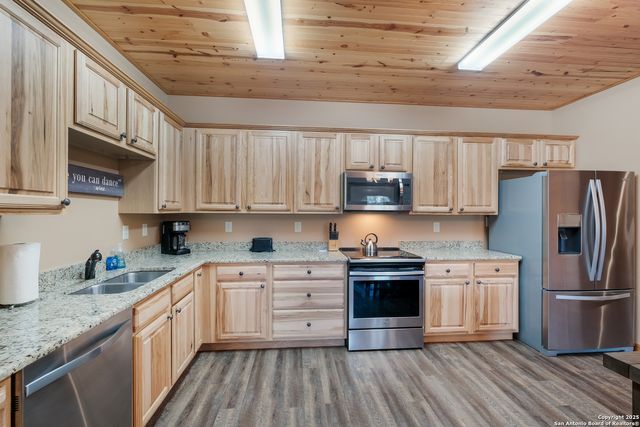 1554 Gruene Rd Unit A3, New Braunfels, TX 78130