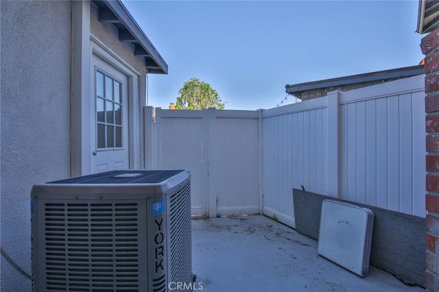 10406 Carlyle Court, Cypress, CA 90630