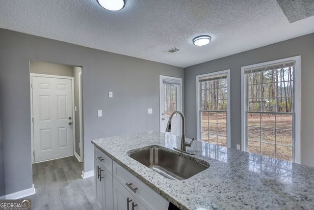 1067 Brookview Lane, Hampton, GA 30228