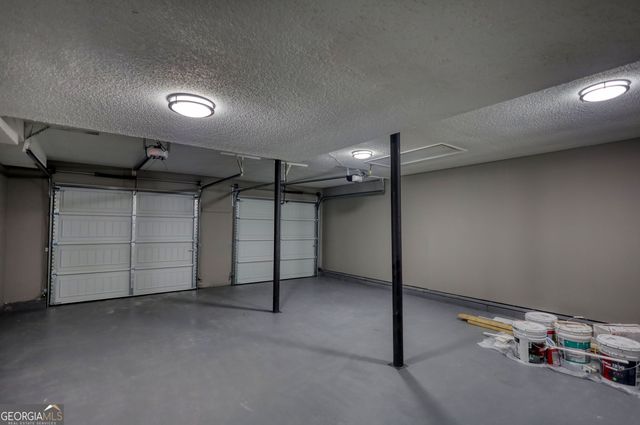 1067 Brookview Lane, Hampton, GA 30228