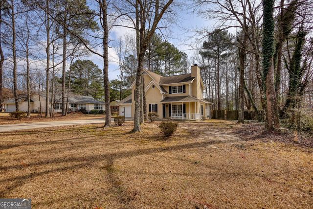 1067 Brookview Lane, Hampton, GA 30228