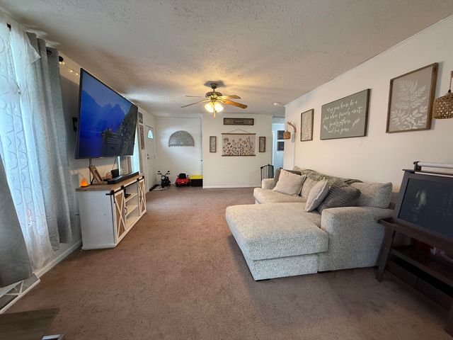 238 Lyons Road, Plattsburgh, NY 12901