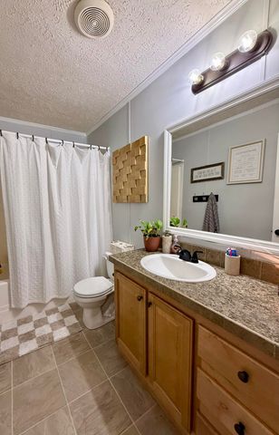 238 Lyons Road, Plattsburgh, NY 12901