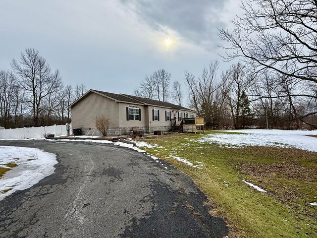 238 Lyons Road, Plattsburgh, NY 12901