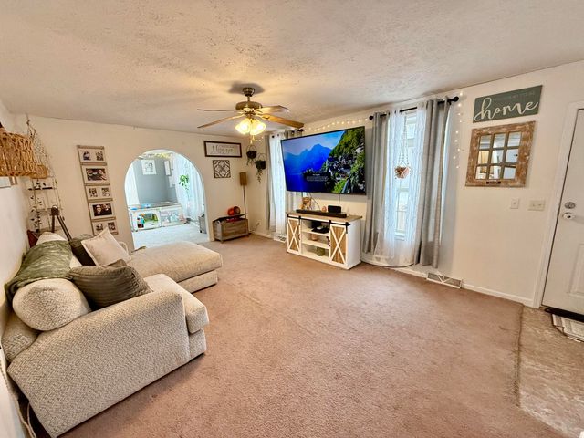 238 Lyons Road, Plattsburgh, NY 12901