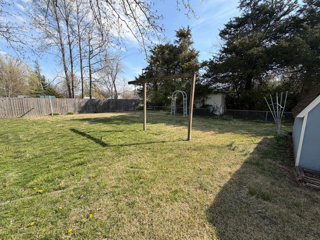 43 Ridge Road, Centralia, IL 62801