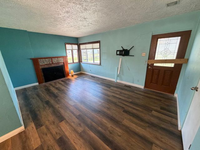 43 Ridge Road, Centralia, IL 62801