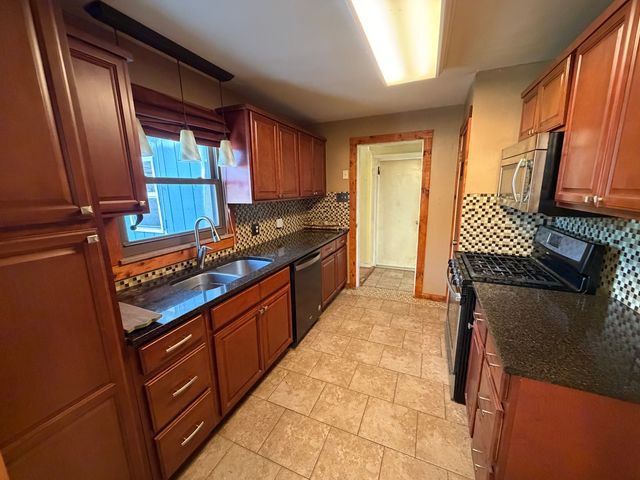 43 Ridge Road, Centralia, IL 62801