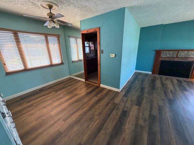 43 Ridge Road, Centralia, IL 62801