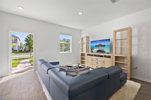 10768 RHETT BUTLER ALLEY, Winter Garden, FL 34787