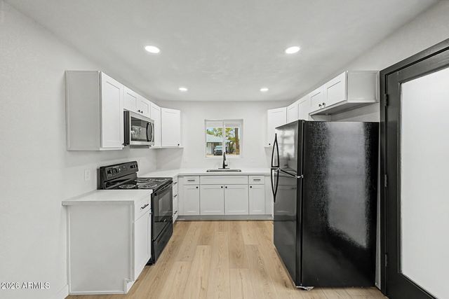3302 W PIERSON Street, Phoenix, AZ 85017