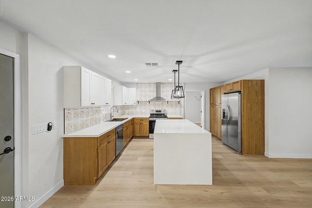 3302 W PIERSON Street, Phoenix, AZ 85017