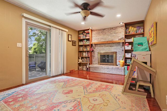 8455 Outer Lincoln Avenue, Newburgh, IN 47630