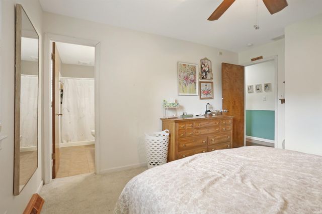 8455 Outer Lincoln Avenue, Newburgh, IN 47630