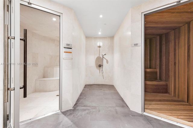 3581 E Glencoe St 605, Coconut Grove, FL 33133