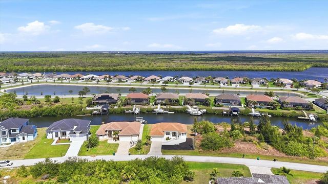 15124 LEIPZIG CIRCLE, Port Charlotte, FL 33981