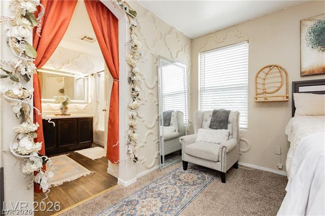 2054 Seattle Shore Street, Las Vegas, NV 89115