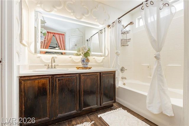 2054 Seattle Shore Street, Las Vegas, NV 89115