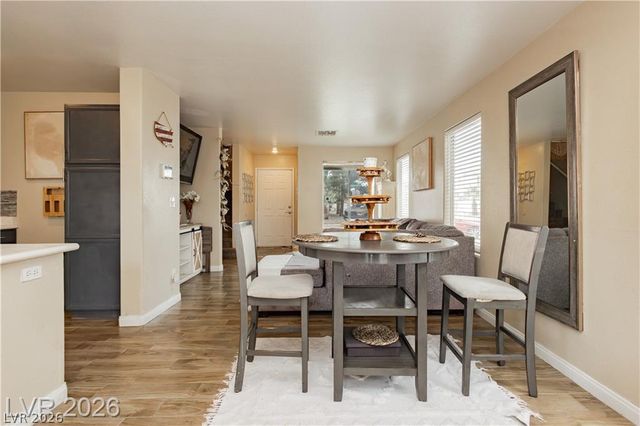 2054 Seattle Shore Street, Las Vegas, NV 89115