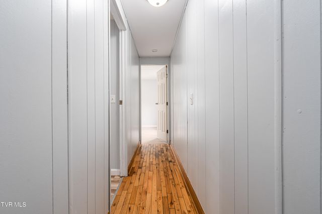 140 Peters Hollow Rd Road, Elizabethton, TN 37643