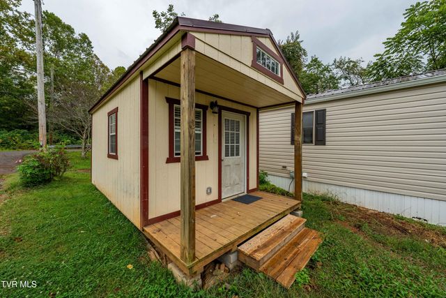 140 Peters Hollow Rd Road, Elizabethton, TN 37643