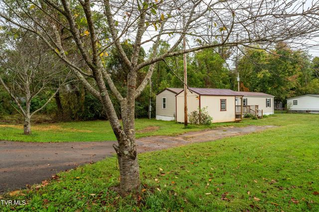 140 Peters Hollow Rd Road, Elizabethton, TN 37643