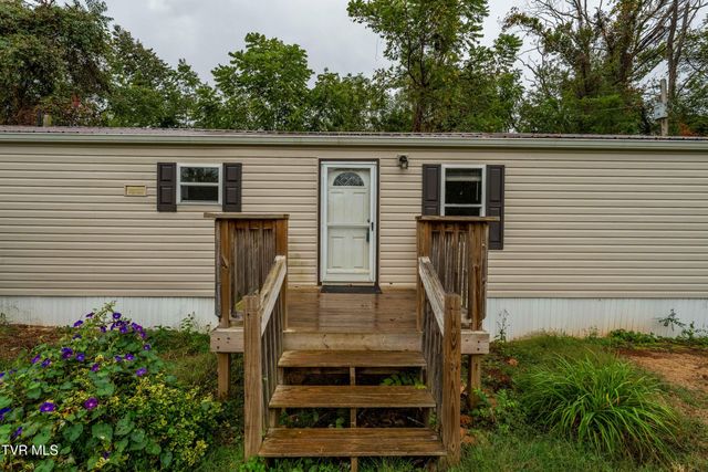 140 Peters Hollow Rd Road, Elizabethton, TN 37643