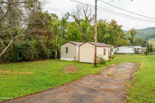 140 Peters Hollow Rd Road, Elizabethton, TN 37643