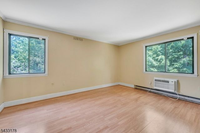 666 Mill St, Belleville Twp., NJ 07109