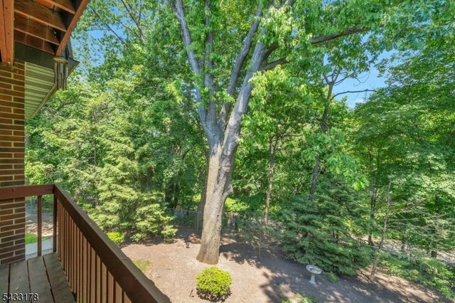 666 Mill St, Belleville Twp., NJ 07109