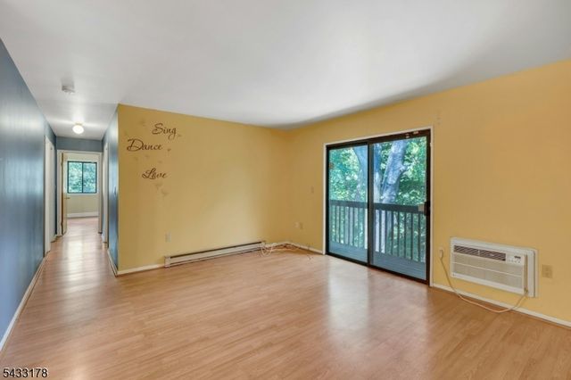 666 Mill St, Belleville Twp., NJ 07109