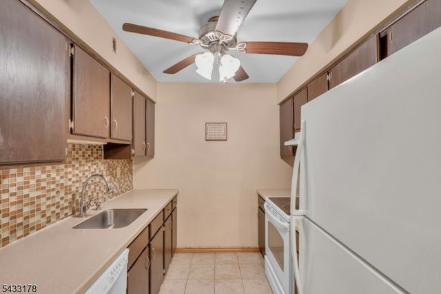666 Mill St, Belleville Twp., NJ 07109