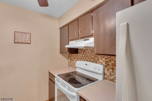 666 Mill St, Belleville Twp., NJ 07109