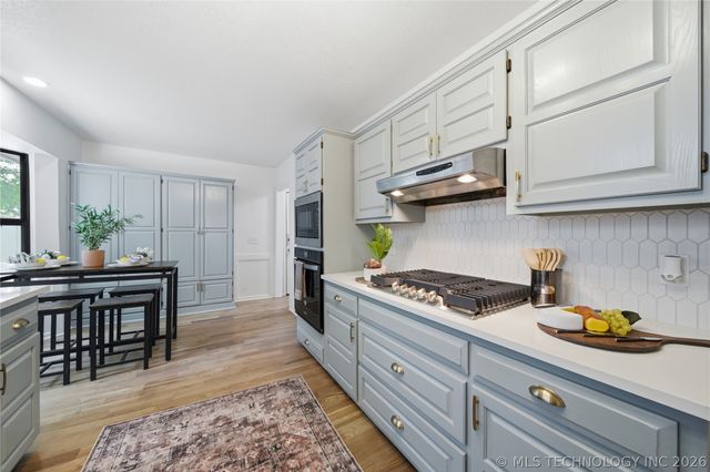 8505 E 92nd Street, Tulsa, OK 74133