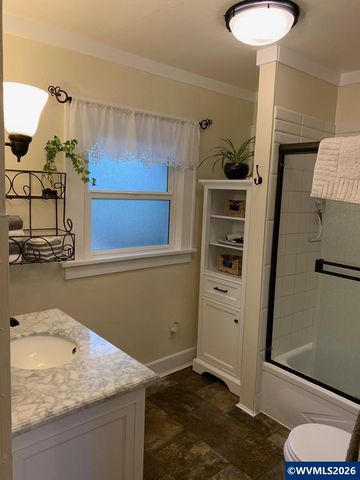 2560 Cherry Av NE, Salem, OR 97301