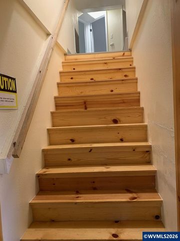 2560 Cherry Av NE, Salem, OR 97301