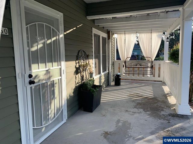 2560 Cherry Av NE, Salem, OR 97301