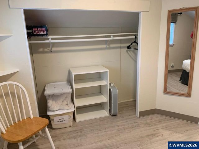 2560 Cherry Av NE, Salem, OR 97301