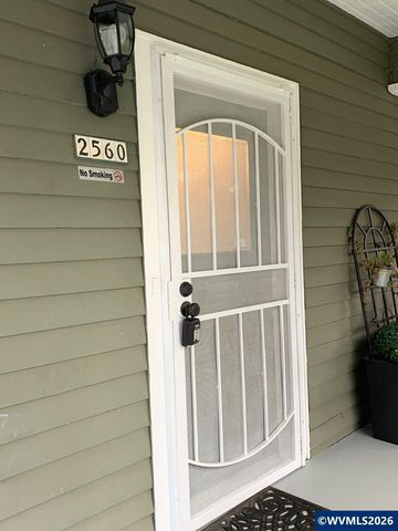2560 Cherry Av NE, Salem, OR 97301