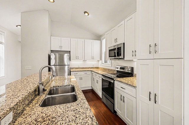 331 E 10th Street, Newport, KY 41071