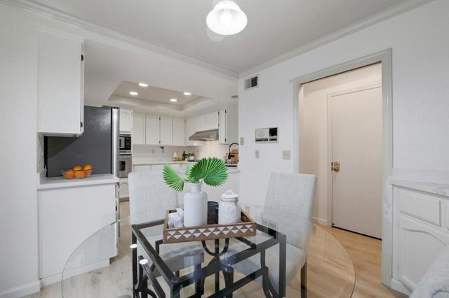 1059 Quail Creek Circle, San Jose, CA 95120